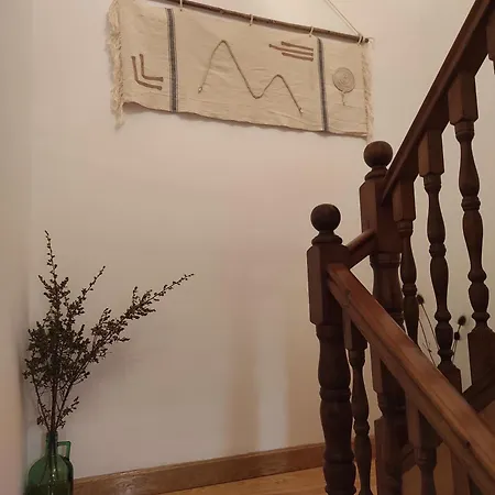 La Maestra *
