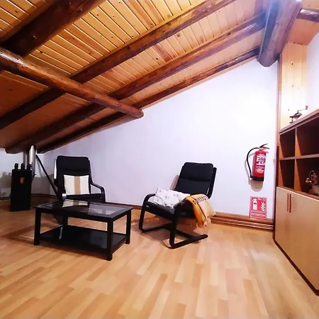 La Maestra Feriehus Sigues